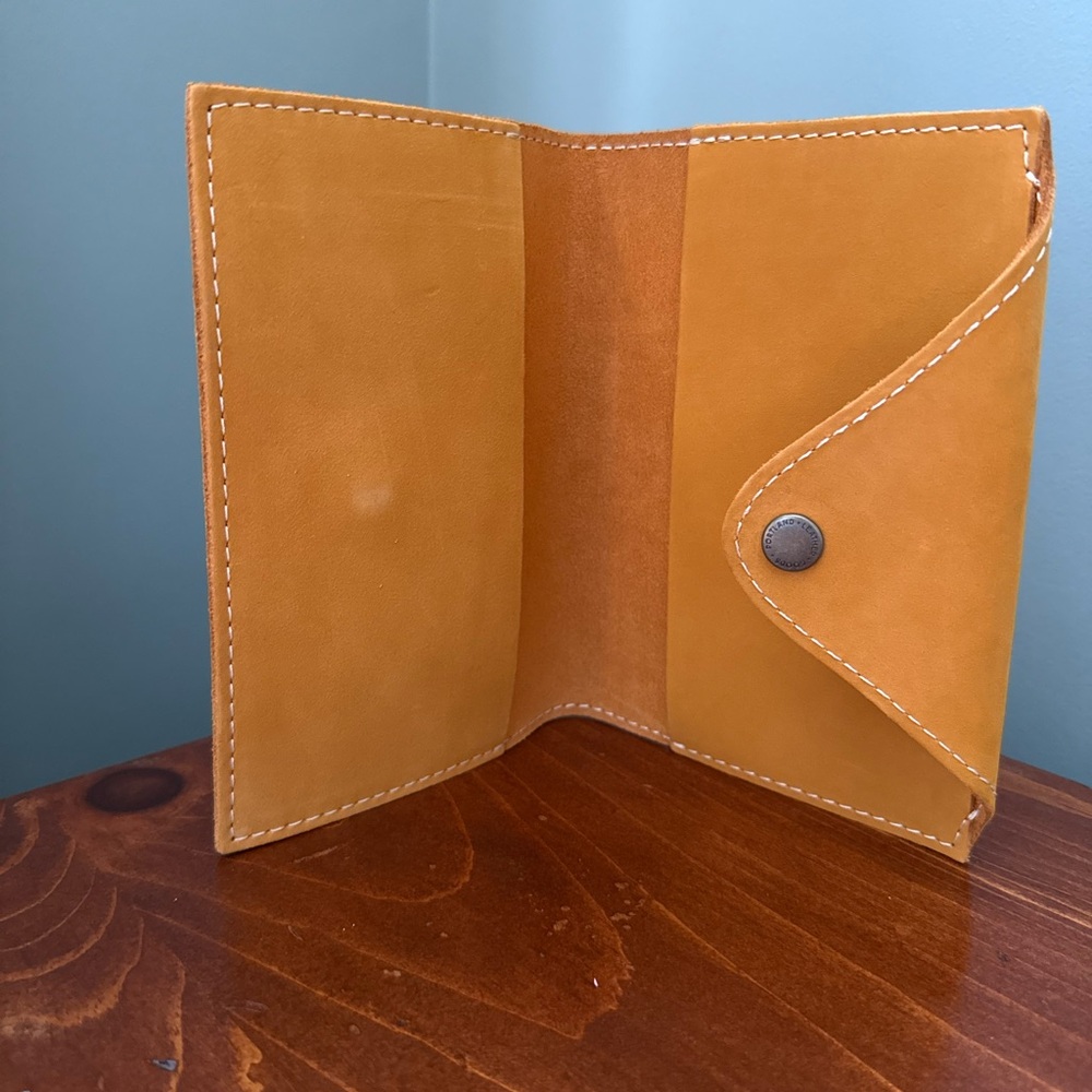 PLG Medium Snap Journal in Turmeric Color - Rare! No Longer Sold on Website - Picture 3 of 7